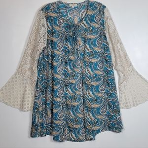 Umgee Turquoise and Gold Paisley Print Lace Bell Sleeve Tie Front Shift Dress, L